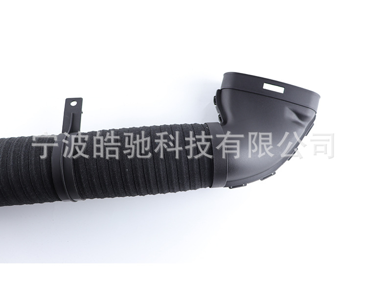 Suitable for Mercedes-Benz C-Class 230 Air Hose W203 Air Intake Duct High Temperature Resistant Air Intake Pipe A2710900382