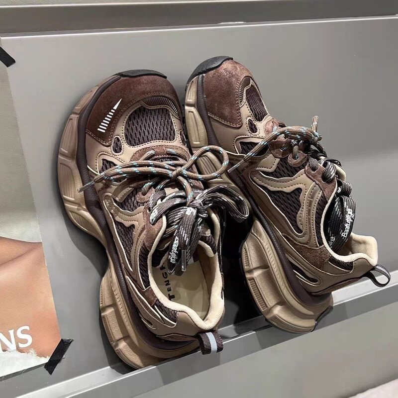 Popular Dad Shoes Little Monster for Women 2026 Autumn New Fashion Versatile Thick-Soled Casual Lace-Up Retro Sneakers Popular Dad Shoes Little Monster for Women 2026 Autumn New Fashion Versatile Thick-Soled Casual Lace-Up Retro Sneakers