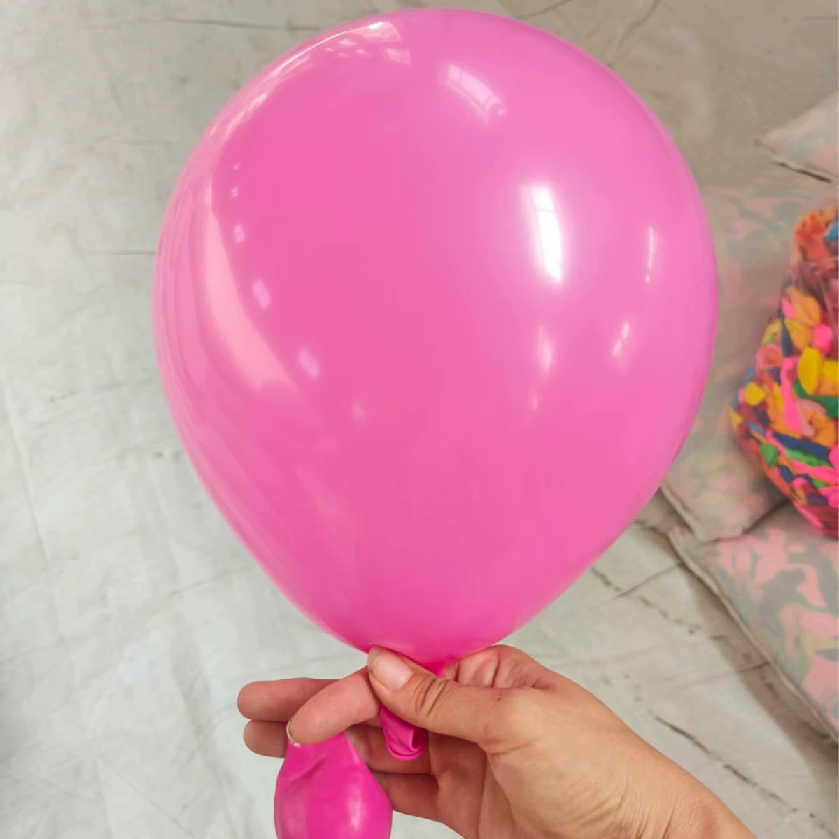 Balloon (XIN HANG) 10-inch 2.2 g latex round — 100 pcs multicolor decorative party