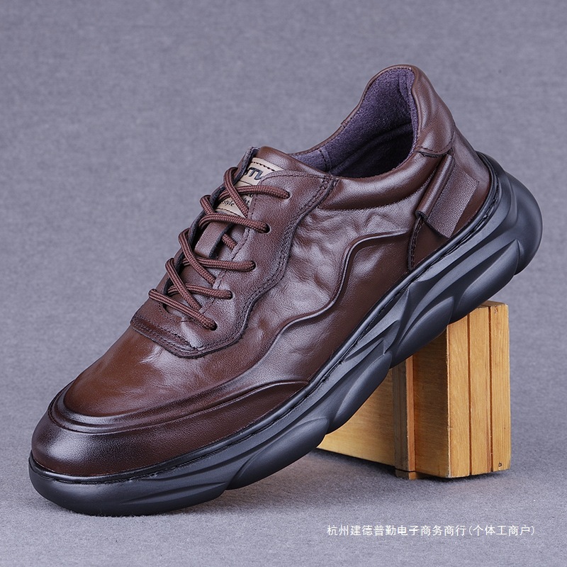 대외 무역 가을 남성 신발 새로운 트렌디 한 신발 남성용 탑 레이어 카우보이 조커 남성 캐주얼 스포츠 가죽 신발 자동차 바느질 신발