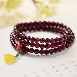 手链;挂饰挂件;项链