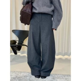 休闲裤;毛衣;女式T恤