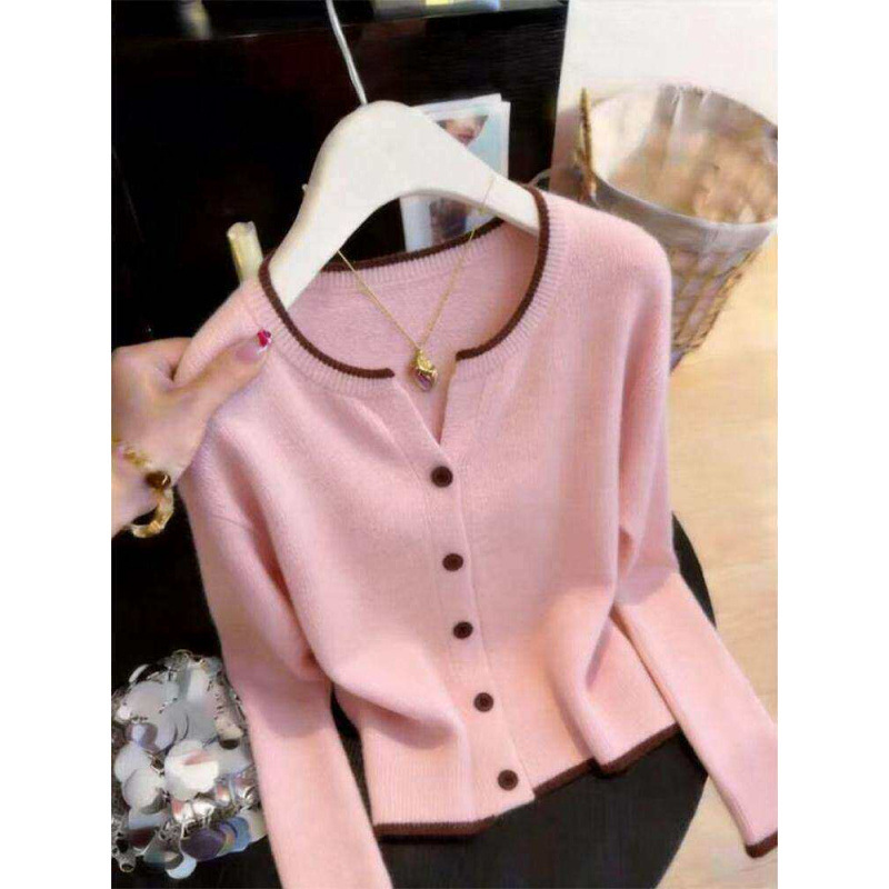 2026 Spring and Autumn New Women's Color-Block Knitted Cardigan Korean Fashion Slim Fit Versatile Top for Petite Figures 2026 Spring and Autumn New Women's Color-Block Knitted Cardigan Korean Fashion Slim Fit Versatile Top for Petite Figures
