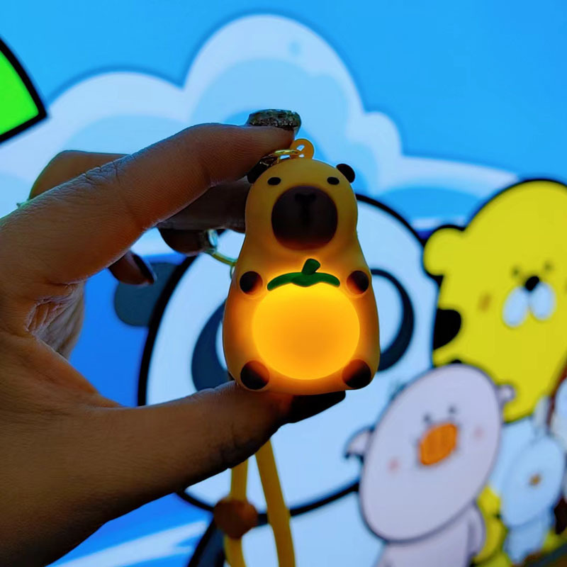 Caricatura Capibara Dolphin Doll Colgante pareja lindo llavero de automóvil bolso de pareja colgante pequeño regalo