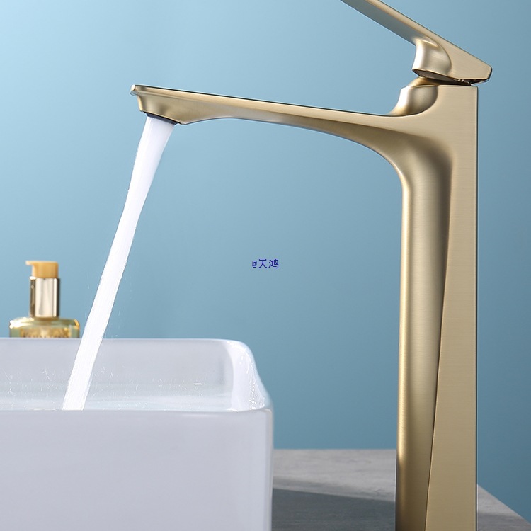 Nordic Brushed Gold Copper Light Luxury Countertop Basin Washbasin Rotating Washbasin Bathroom Hot and Cold Faucet Gold