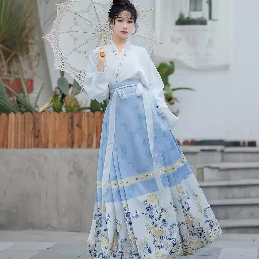 青衫坊原创汉服改良飞机袖汉元素女明制马面裙春夏日常套装新中式