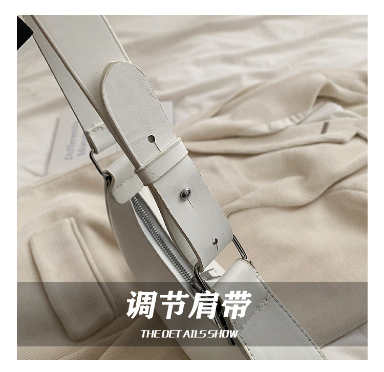 Cross-border women's bag 2024 New style, trendy texture, versatile, ins fashion single-shoulder armpit bag, small flower pendant, crescent moon bag undefined