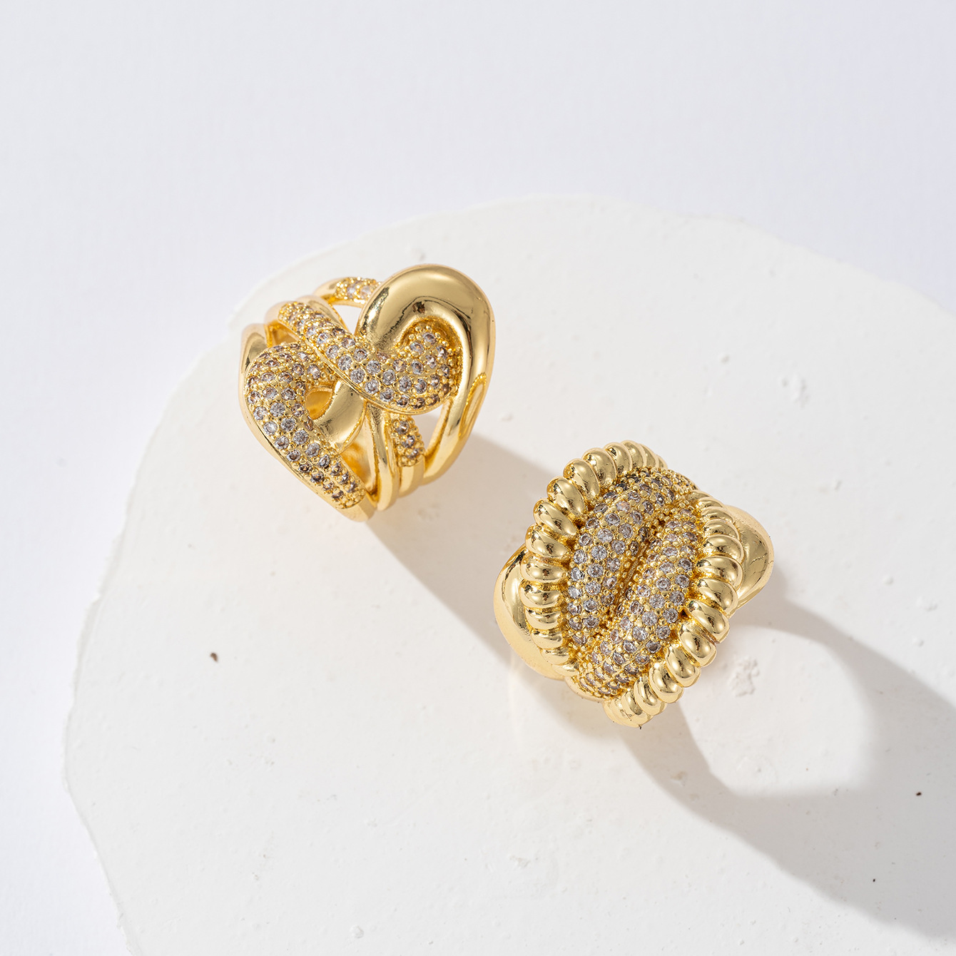 Retro adjustable fashionable geometric ring