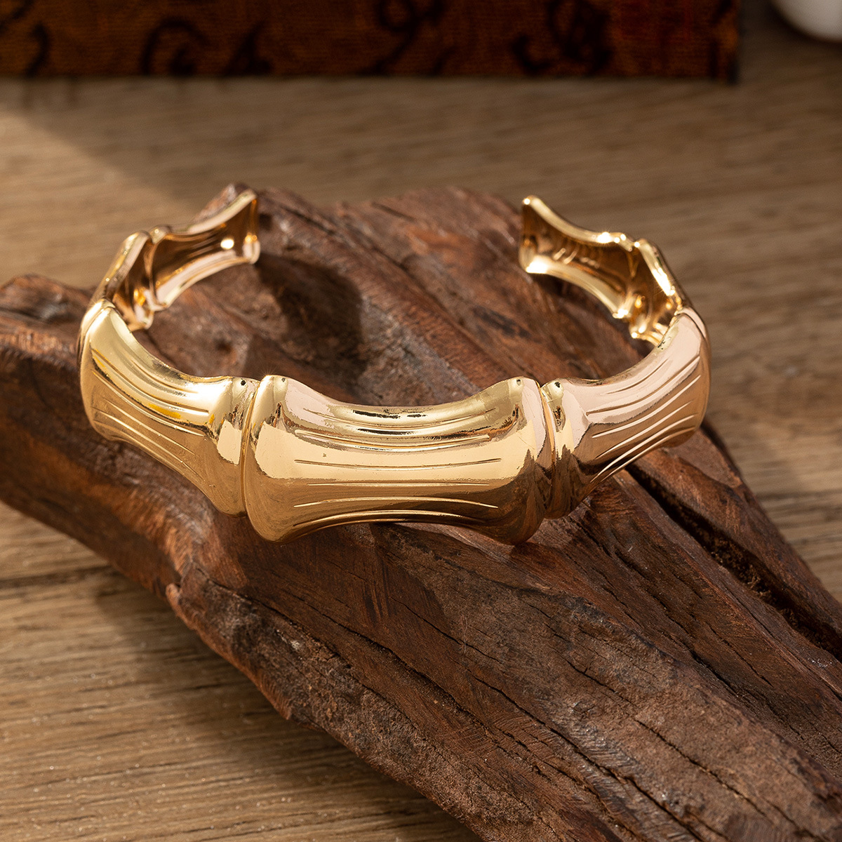 Joyería transfronteriza vintage afligido tallado impreso de bambú pulsera abierta personalidad artística de las mujeres pulsera de estilo étnico