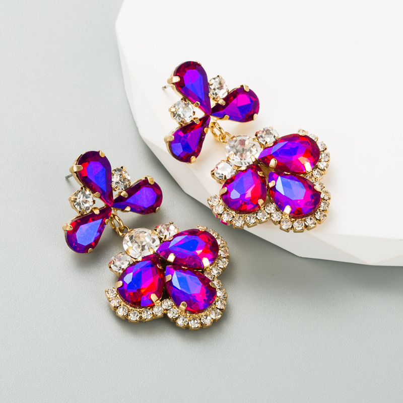 Holiday Occasion Fashion Geometric Alloy Rhinestones Women's Earrings 1 Pair