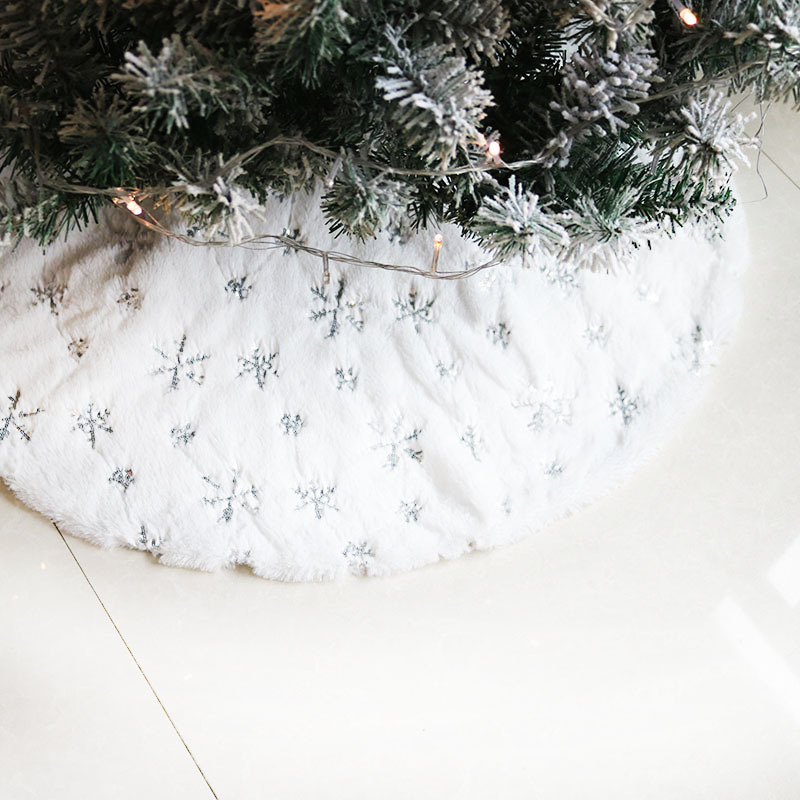 Spot 78/90/120cm white hair round embroidered Christmas tree skirt…