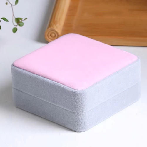 Factory direct sales jewelry gift box exquisite ceremonial gift birthday gift box packaging box bracelet box wholesale