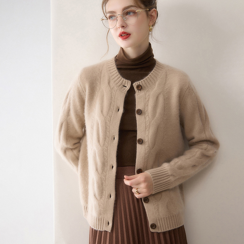 2025 New Style Cashmere Knitted Cardigan for Women, Round Neck, Solid Color, Cable Knit, Loose Fit, Single-Breasted, Long Sleeve Coat 2025 New Style Cashmere Knitted Cardigan for Women, Round Neck, Solid Color, Cable Knit, Loose Fit, Single-Breasted, Long Sleeve Coat