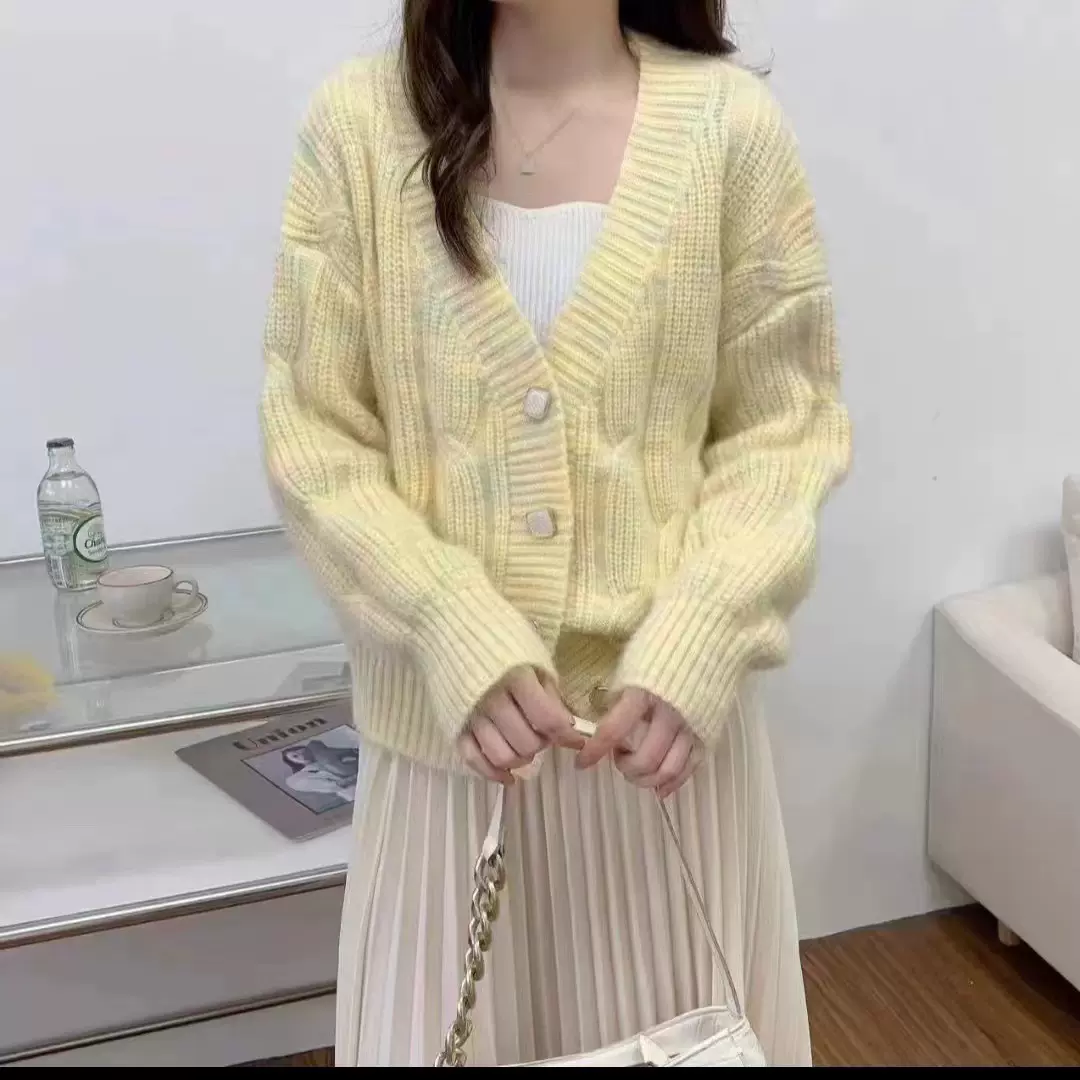 软糯糯毛衣女秋冬加厚小清新花色带亮片针织衫高级感慵懒开衫外套