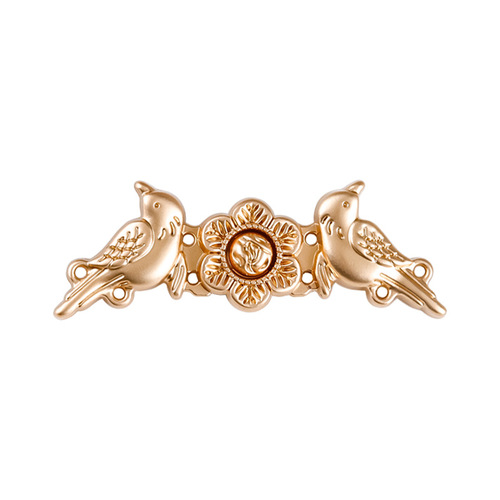 Hanfu metal toggle clasp with magpie auspicious design, ancient costume decorative metal fastener, Song and Ming dynasty style, paired with shoulder clasps for matching.