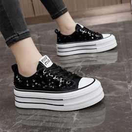 2025夏季新款板鞋女高级感小众时尚亮片厚底帆布鞋薄款休闲运动鞋