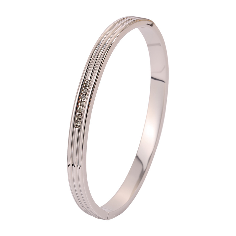 Pulsera de acero de titanio para mujer, sentido de alta gama, pulsera retro europea y americana que no se desvanece, oro de arena, apertura, circón, joyería de pulsera de acero inoxidable image 17