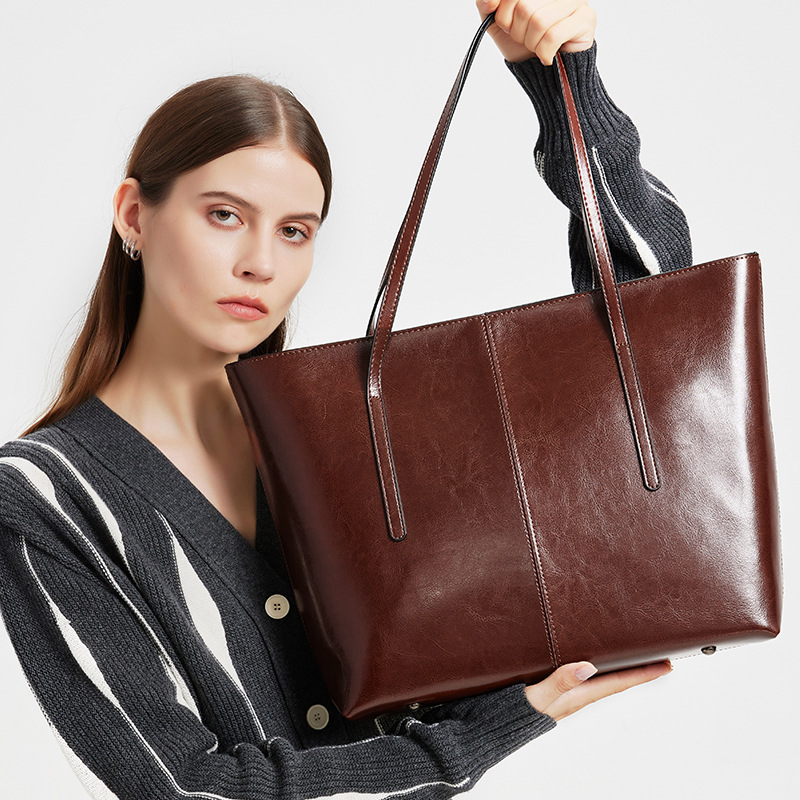 Vintage Large Leather Bag For Women, 2026 New Model, High-Capacity Genuine Leather Tote, Versatile Urban Shoulder Bag - Thumbnail 2