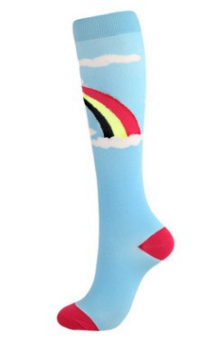 파란색 배경 무지개