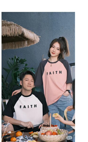 Summer new parent-child wear, Korean version, contrasting color short-sleeved Tt-shirt, family wear, leisure activity performance clothes for a family of three or four