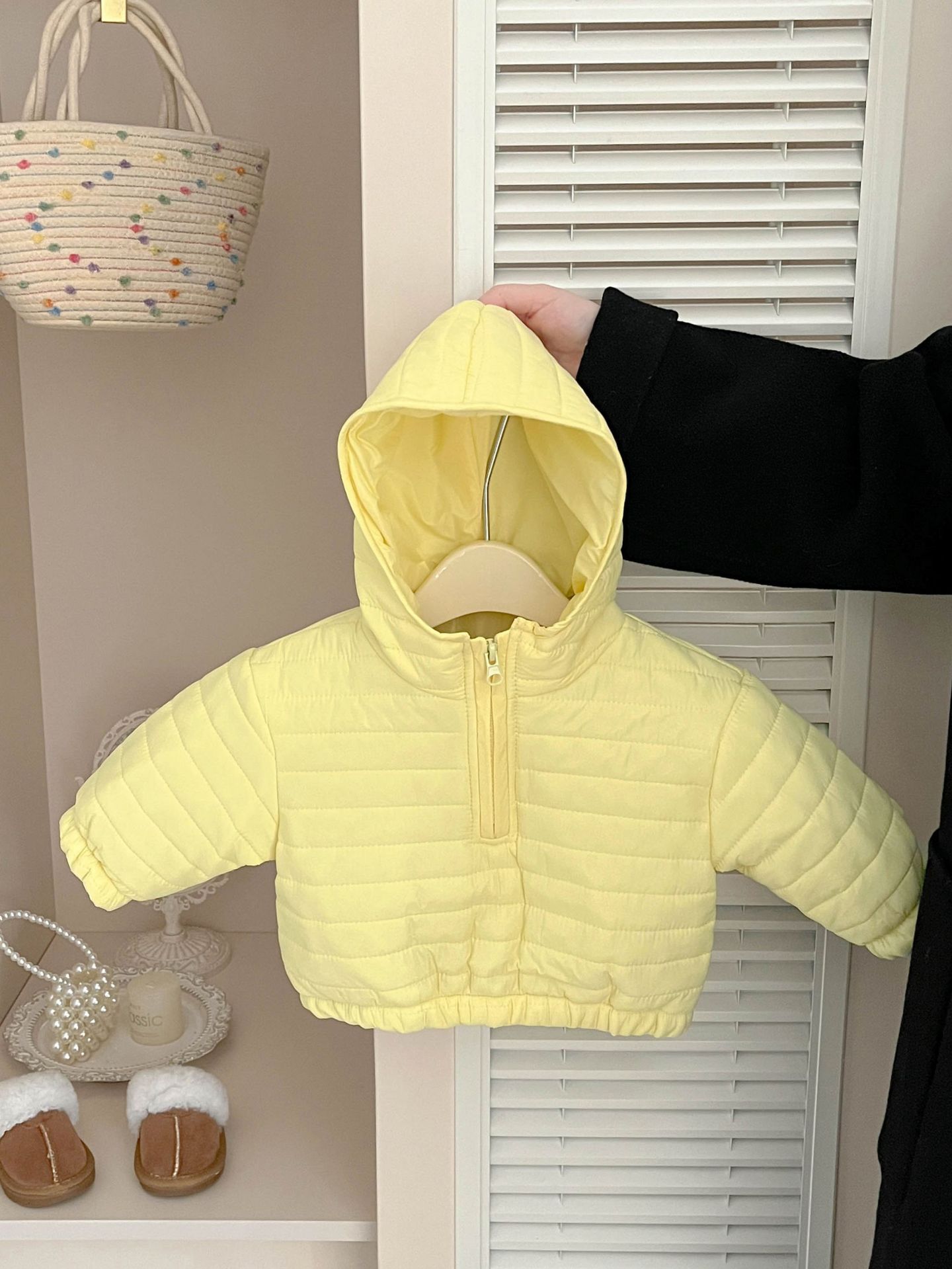 Baby coreano chaqueta de algodón invierno nuevo estilo extranjero niñas suelta ropa con capuchona ropa de algodón caliente bebé