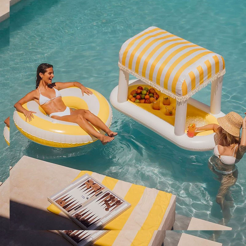 Заводская поставка надувной водяной затенение ледяной бар напиток ледяной короб пиво ледяной бочки водная вечеринка поднос игра водная игрушка