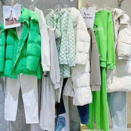 24冬款南耳随性上衣针织衫羽绒服外套连衣裙裤裙专柜撤柜一手货源