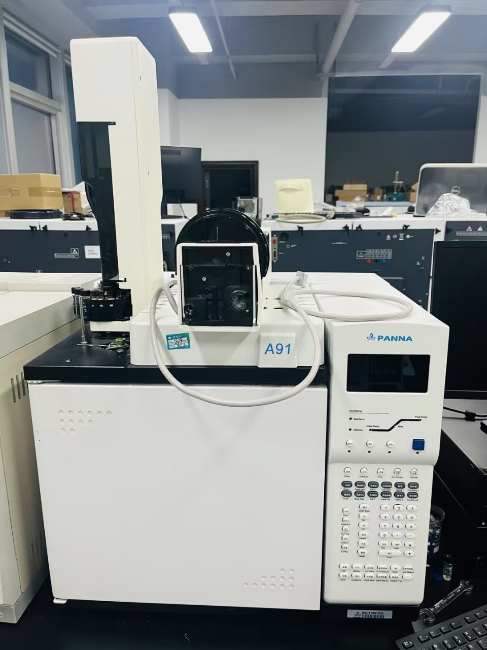 磐诺A91气相色谱仪，标价与实物不符需要的老板联系我