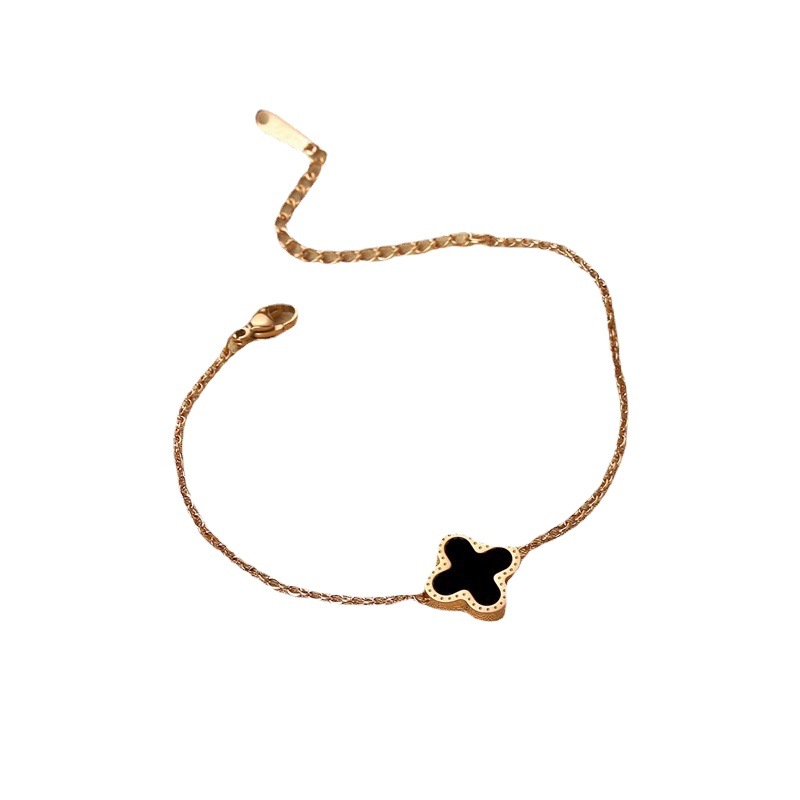 Mujeres no desvanecen la pulsera de acero de titanio de venta transfronteriza negro y blanco de cuatro hojas cadena de oro rosa nicho joyería de lujo ligera image 6