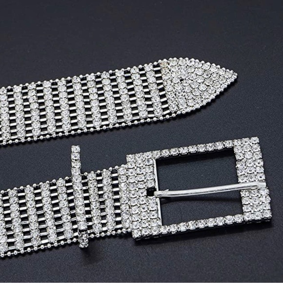 8 rows of silver with beads chain