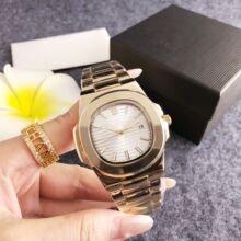 �p��õ���Ͻ�Ůʿ�ֱ��ױP�̄����e�՚v��ˮʯӢ����߼��ֱ�
