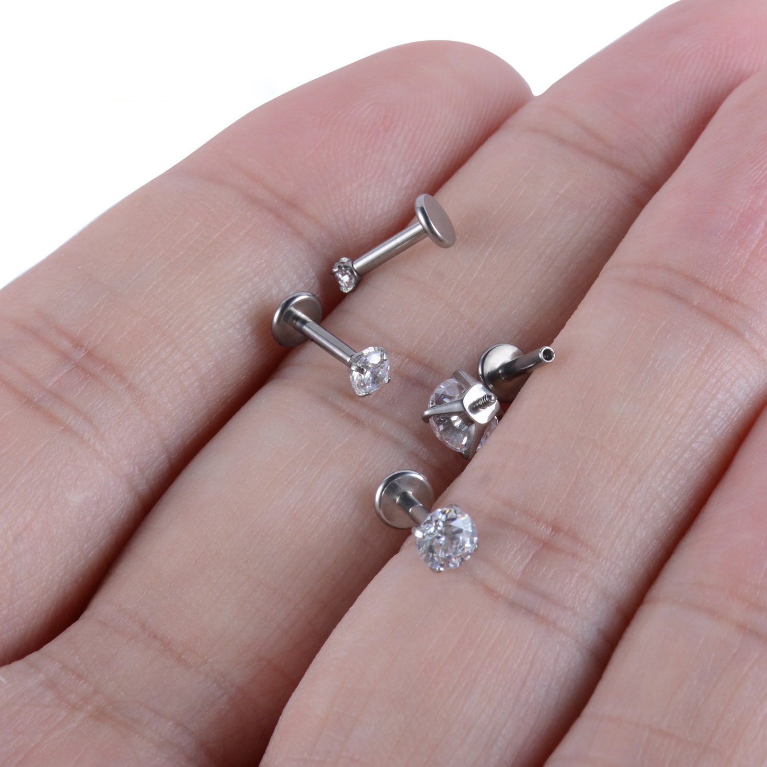 Piercing nez en acier titane 316l avec oxyde de zirconium_voghion.com