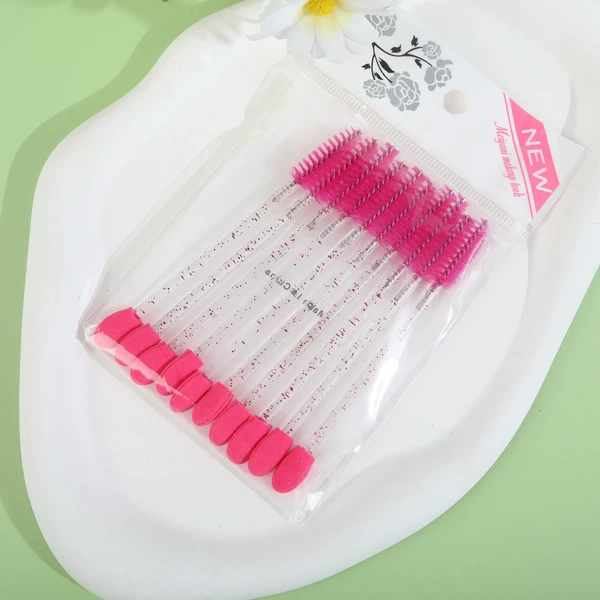 Red brush for eyelashes, 8cm