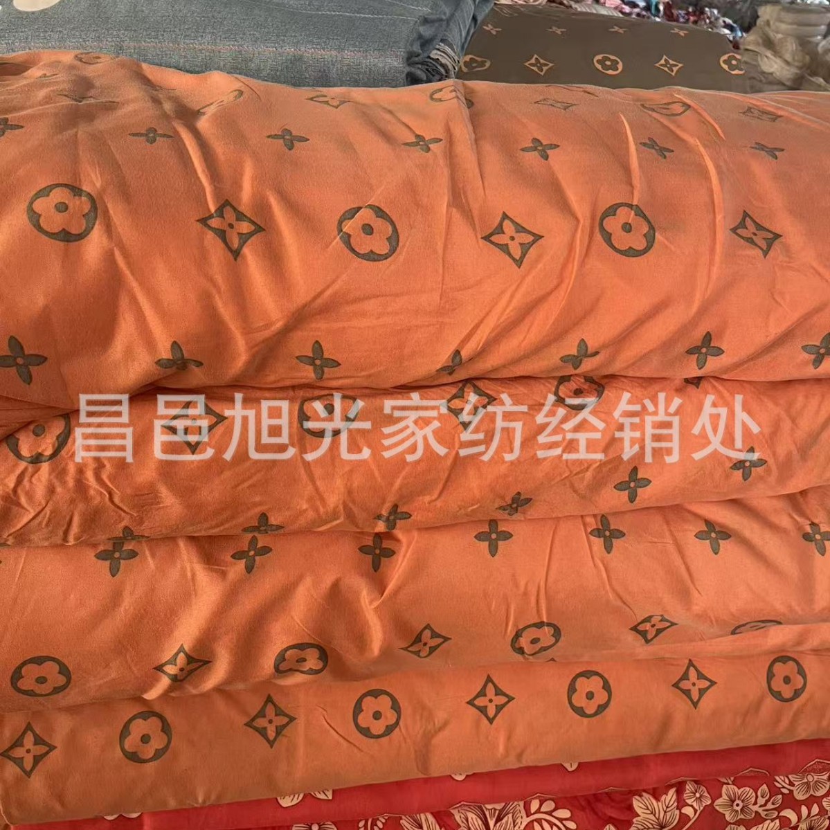 批发微瑕优肤棉印花布生态棉磨毛布 宽幅全涤加厚植物羊绒面料仿