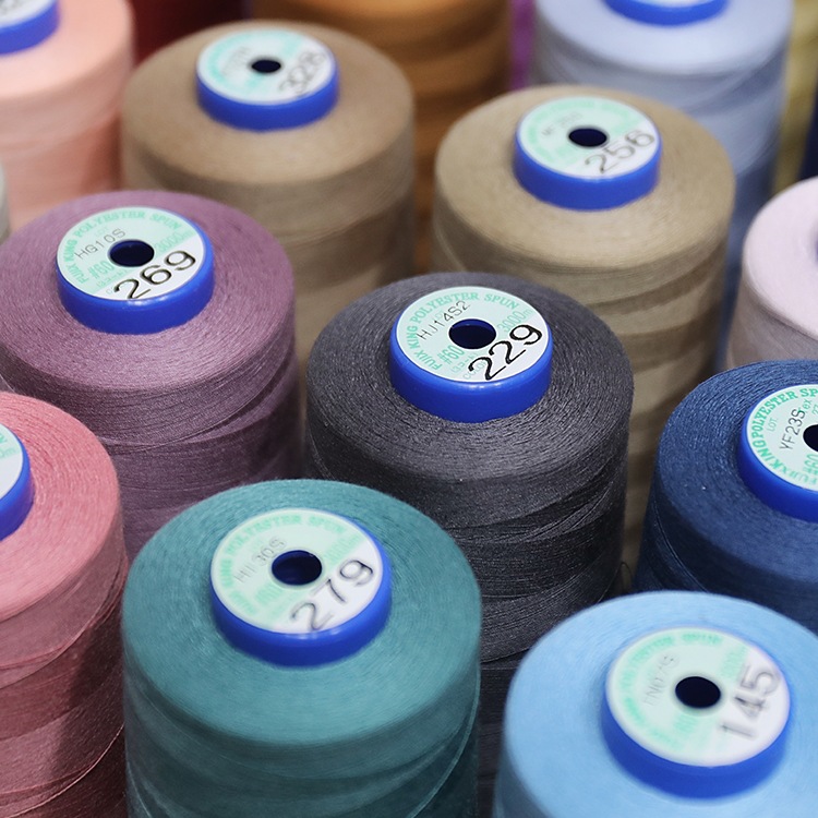 60番短纤维日本常用色机缝线缝纫机线402进口宝塔线3000米