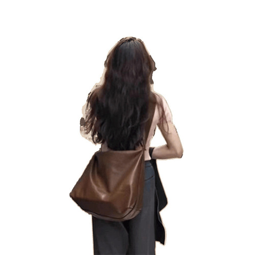 Women's high-end Tote 2024 new style soft face crossbody large capacity one-shoulder class commuting bag niche crossbody bag