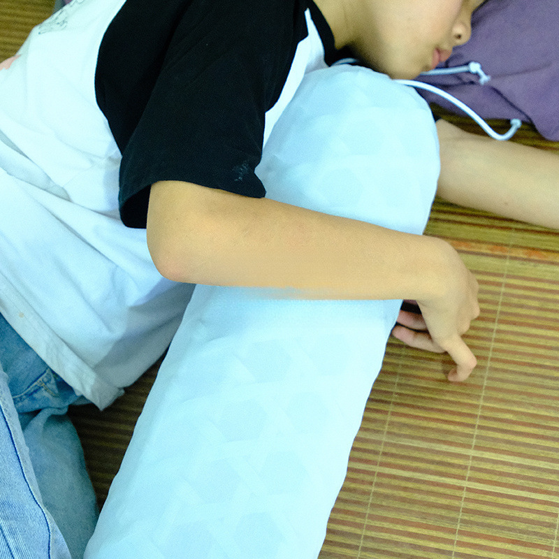 竹夫人枕手作り竹織り夏の寝室涼しく通気性のあるベッド女の子睡眠フットクリップ脚ロング送料無料|undefined