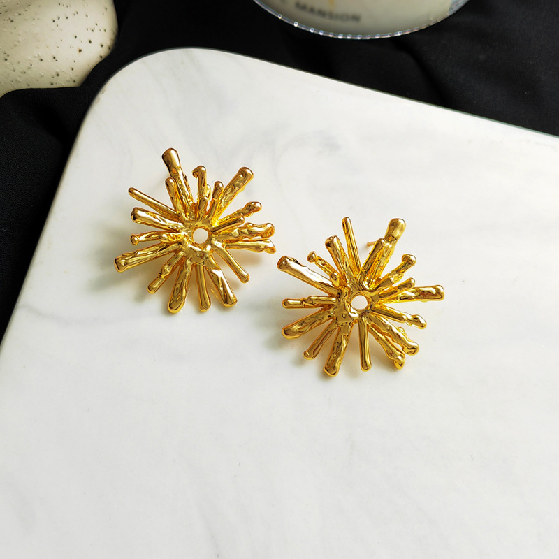 Retro Geometric Copper Plating Ear Studs 1 Pair