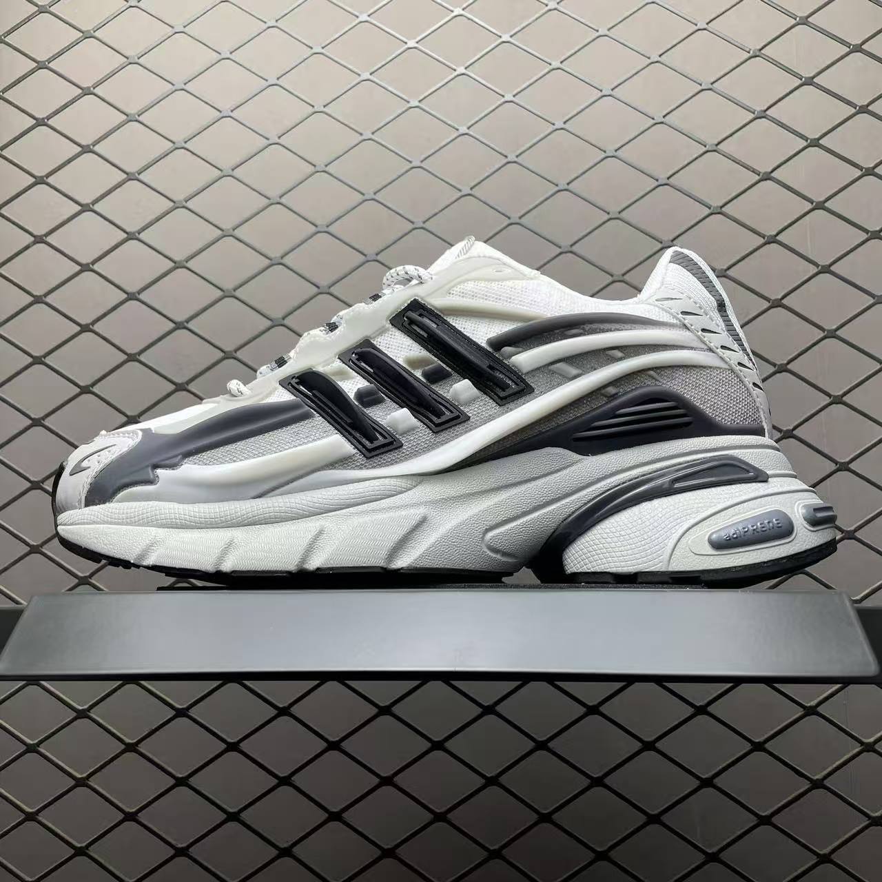 Comercio exterior de las filipinas y el mismo modelo de zapatos de medusa Pharrell x Adistar zapatos de papá retro zapatos deportivos para hombres y mujeres