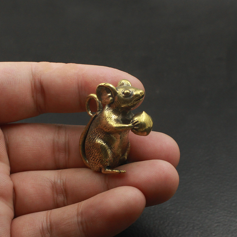 Nuevo ratón de latón melocotón productos de cobre llavero de coche colgante collar colgante antiguo varios pequeño bronce