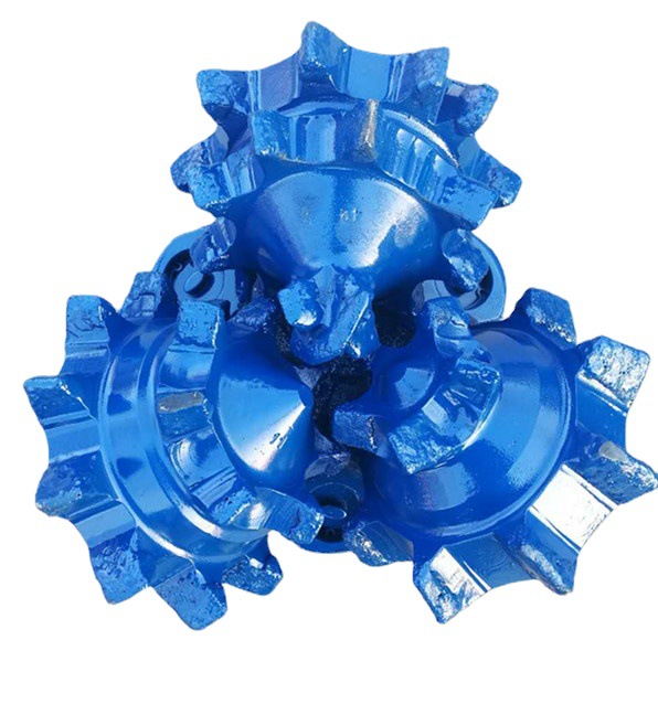 打水井用多种尺寸钢齿三牙轮钻头