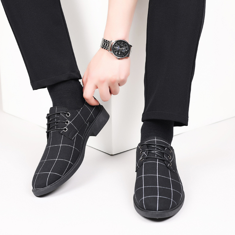 Una pieza de envío gratis primavera y otoño zapatos de cuero casuales británicos zapatos de hombre zapatos individuales de lona interior zapatos de traje con cordones zapatos casuales de hombre