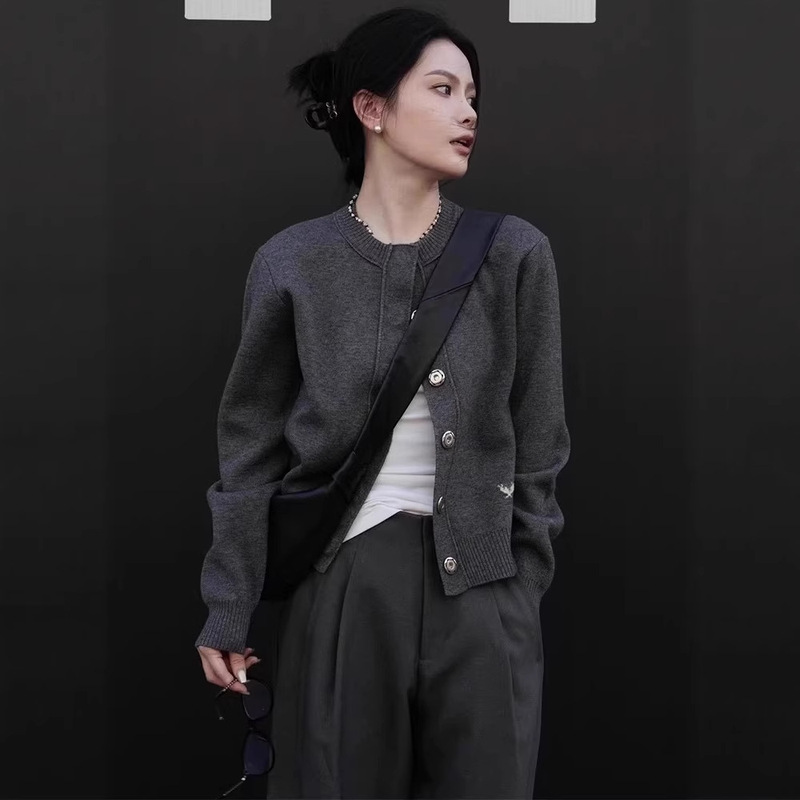 High-End Gray 100% Pure Wool Cardigan Women's Short Loose Casual Versatile Knitted Baseball Uniform Sweater Autumn and Winter Jacket
