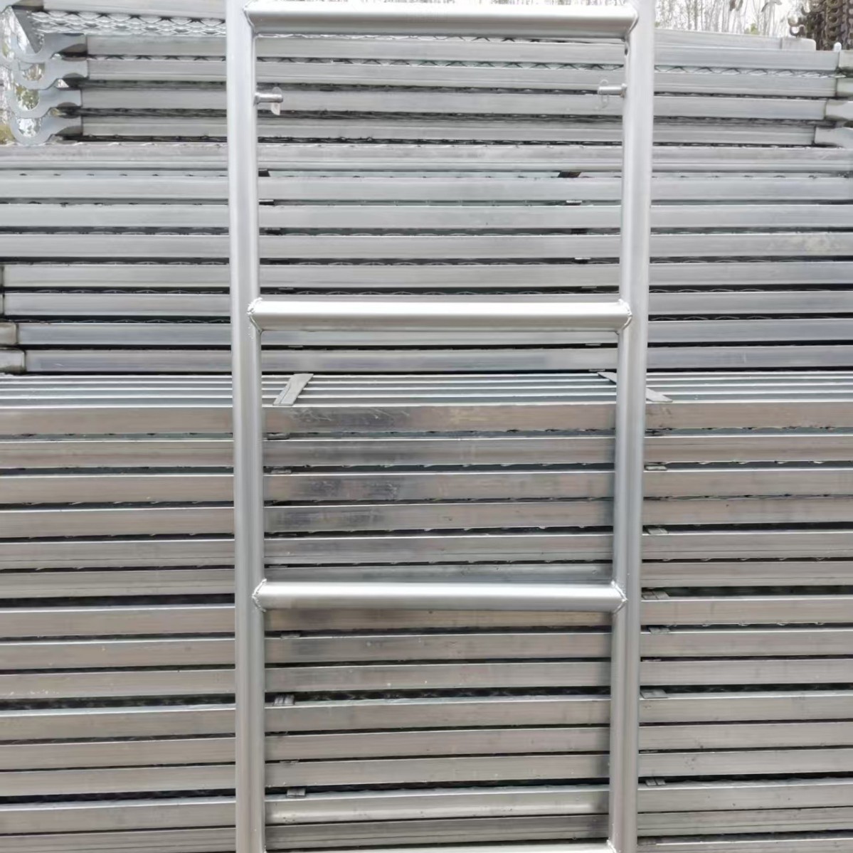 60宽镀锌四横杠建筑工地施工搭拆方便提高施工效率