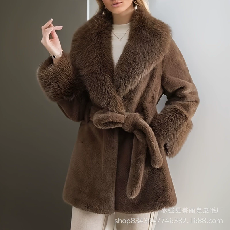 Длинная бархатная модная куртка, пояс, пушистый воротник, размеры M–L (хаки/кремовый/черный/оранжевый)