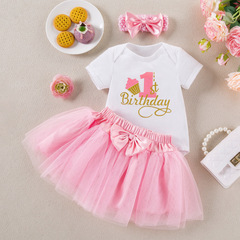 メーカー直売夏の女の子の誕生日パーティー服のアルファベット1字半袖のワンピースの髪飾り3点セット