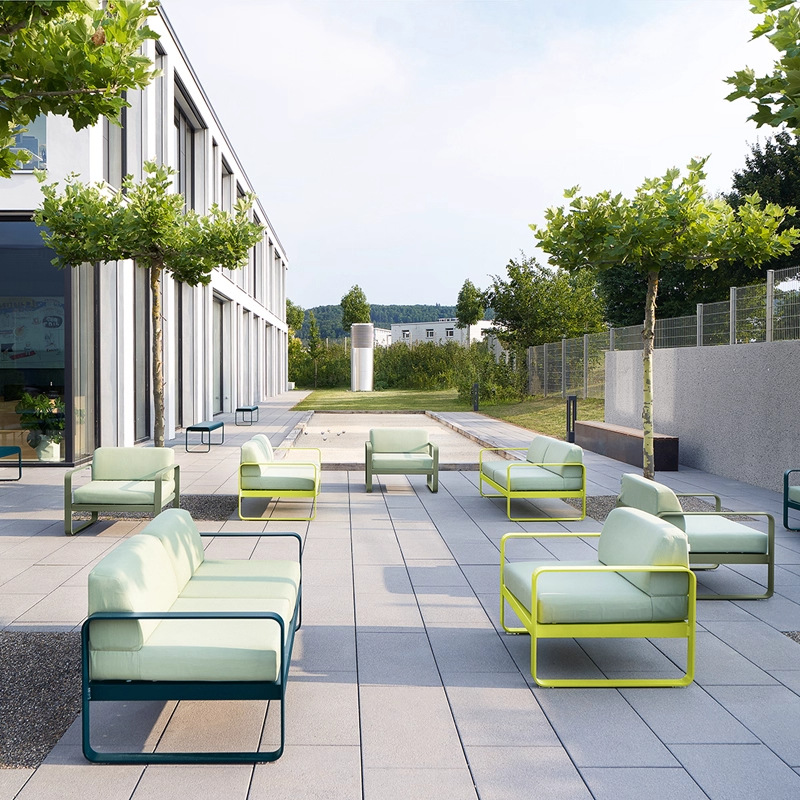 Sofá de patio al aire libre minimalista balcón combinación de ocio al aire libre jardín villa sofá de aluminio impermeable