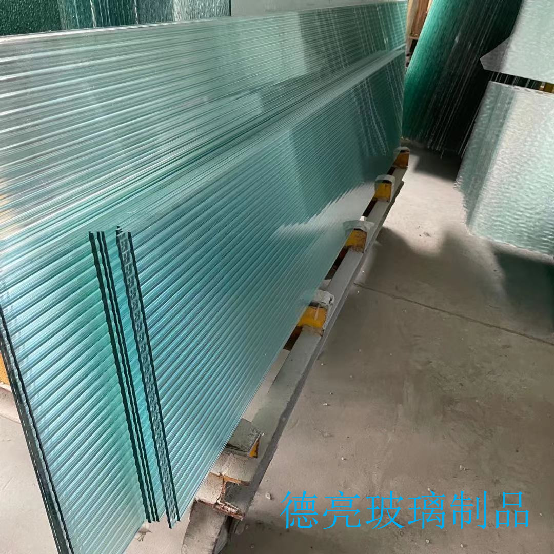 夹丝玻璃 夹胶玻璃 艺术玻璃 长虹压花隔断 酒店装修厂家直供