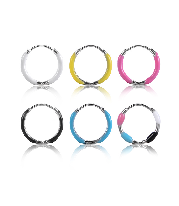 16G labret stud size and finish detail