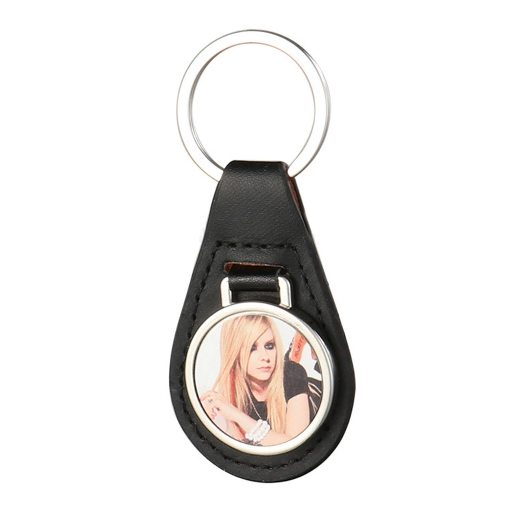 Creative metal keychain, simple and elegant design, wholesale